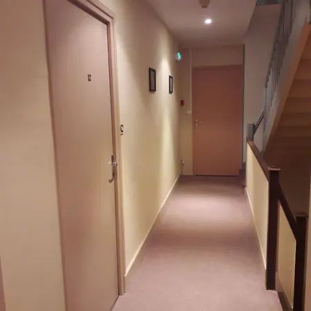 Le Royal Hotel 2*